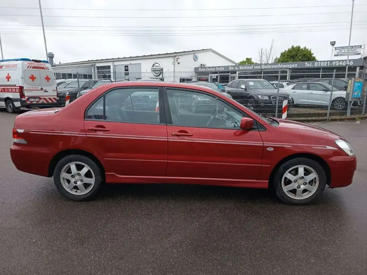 Gebraucht Mitsubishi Lancer Intense 133 PS (97 kW) 2005 Rot Kombi