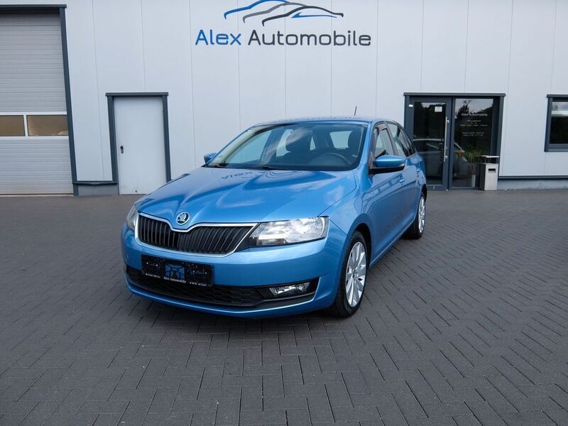 Blau Gebraucht 2018 Skoda Rapid Ambition Limousine | 5.980 € (Fairer Preis) - Bild 1/4