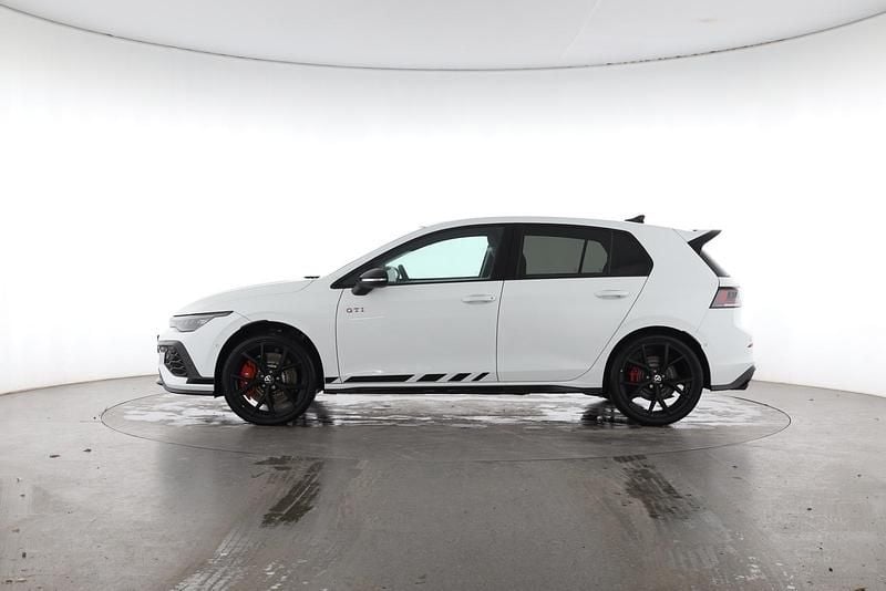 Gebraucht VW Golf VIII GTI 300 PS (220 kW) 2026 Pure white Limousine