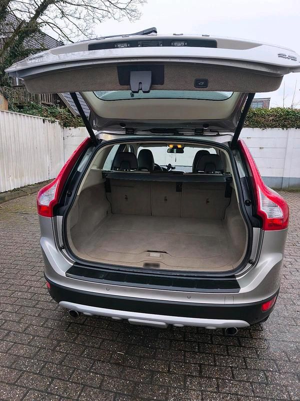 Gebraucht Volvo XC60 2011 Beige SUV