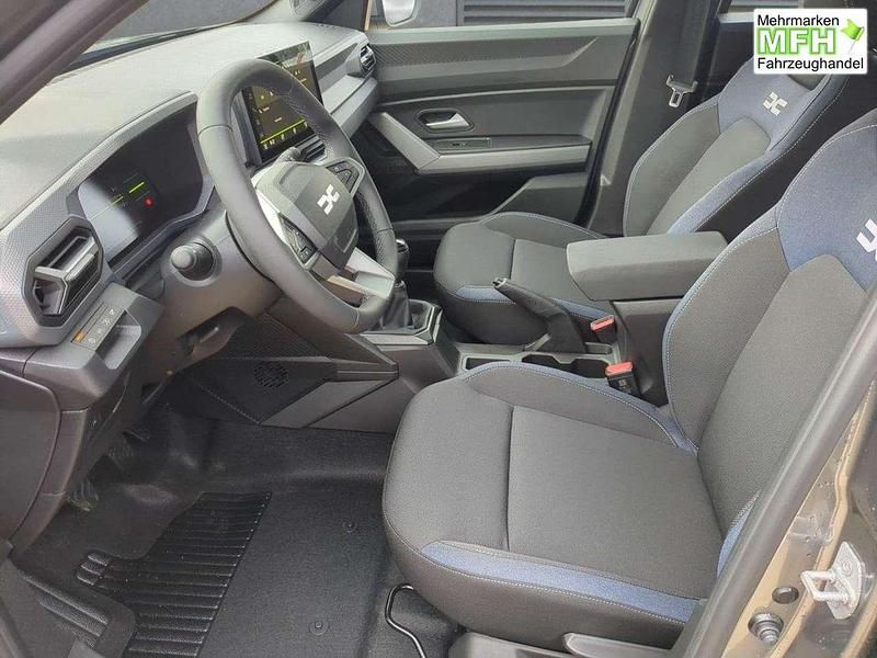 Neu Dacia Duster Expression 122 PS (89 kW) 2026 Dolomitgrau SUV