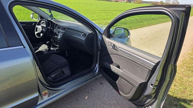 Gebraucht Skoda Superb 140 PS (102 kW) 2010 Kombi