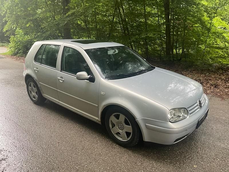 Gebraucht VW Golf IV 115 PS (84 kW) 2000 Silber Kleinwagen