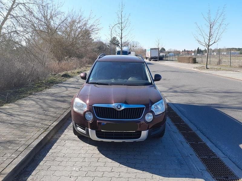Gebraucht Skoda Yeti 105 PS (77 kW) 2012 Rot SUV
