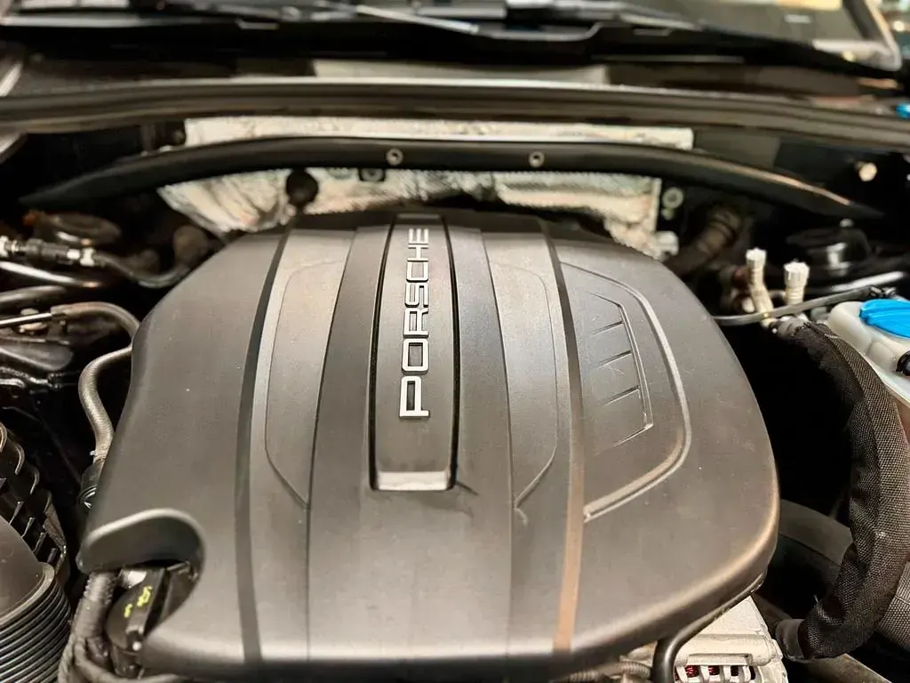 Gebraucht Porsche Macan 252 PS (185 kW) 2017 Schwarz SUV