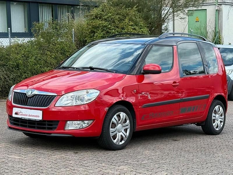 Gebraucht Skoda Roomster Plus Edition 105 PS (77 kW) 2010 Rot Van / Kleinbus