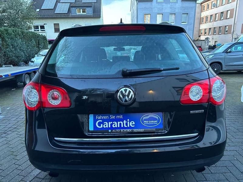 Gebraucht VW Passat Comfortline 150 PS (110 kW) 2007 Deep black perleffekt Kombi