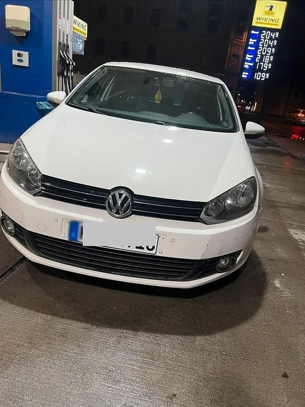 Second-hand VW Golf VI 85 CP (62 kW) 2009 Hatchback