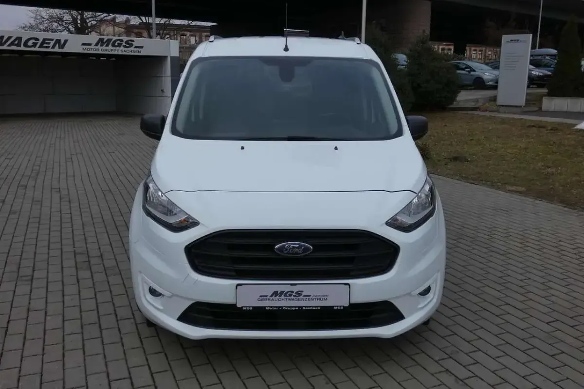 Gebraucht Ford Transit Trend 101 PS (74 kW) 2022 Frostweiß Kombi