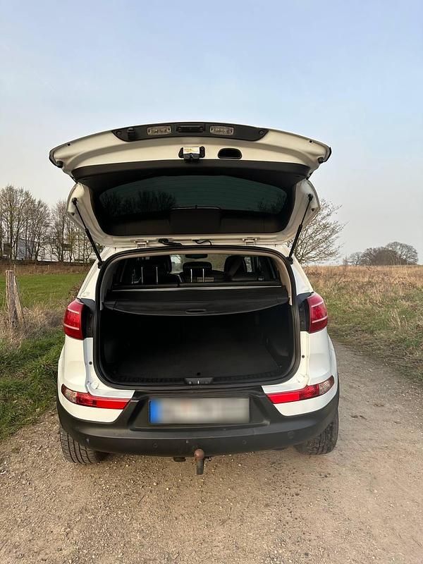 Gebraucht Kia Sportage 135 PS (99 kW) 2010 Weiß SUV