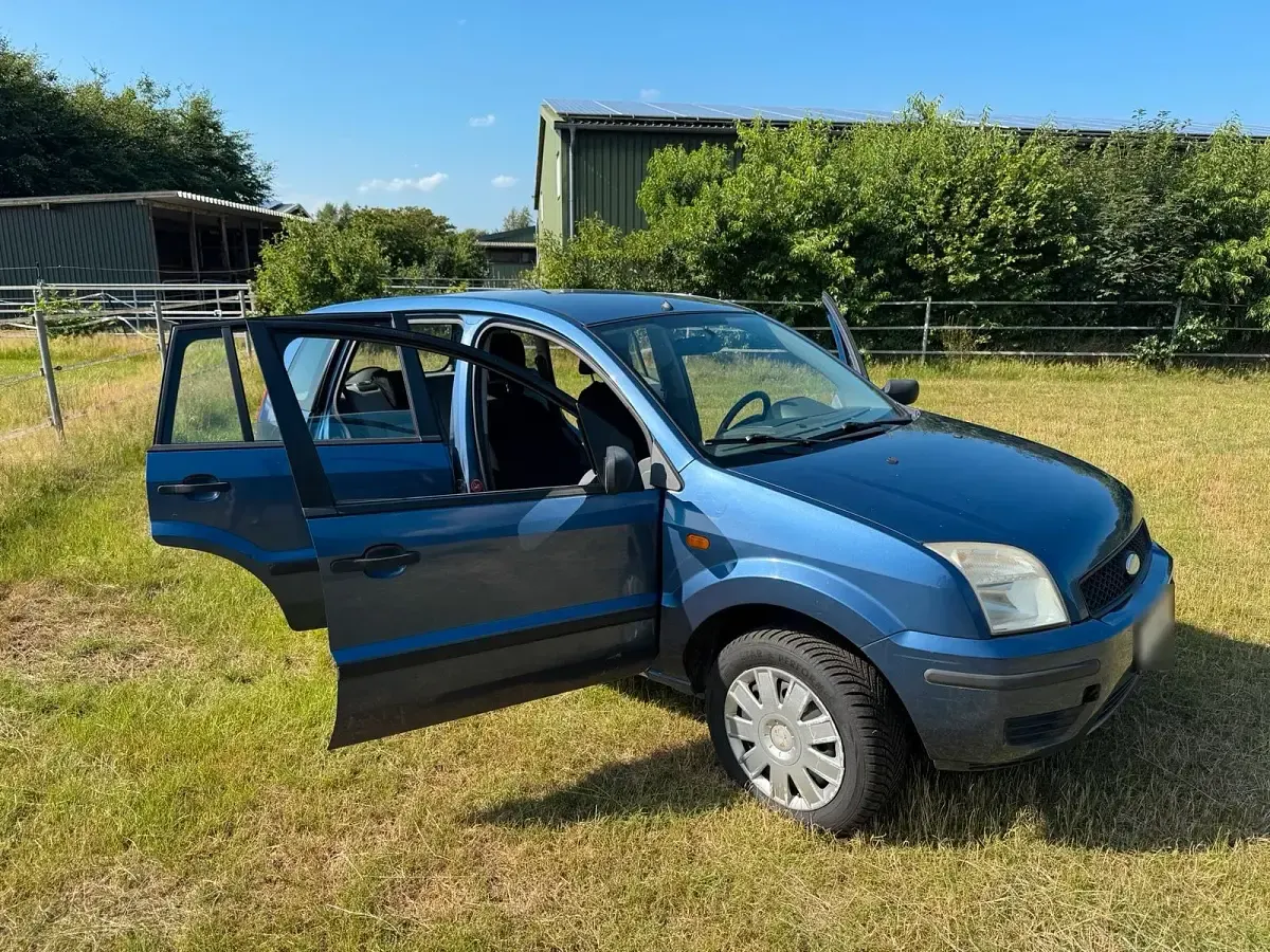Gebraucht Ford Fusion 85 PS (62 kW) 2005 Blau Kleinwagen