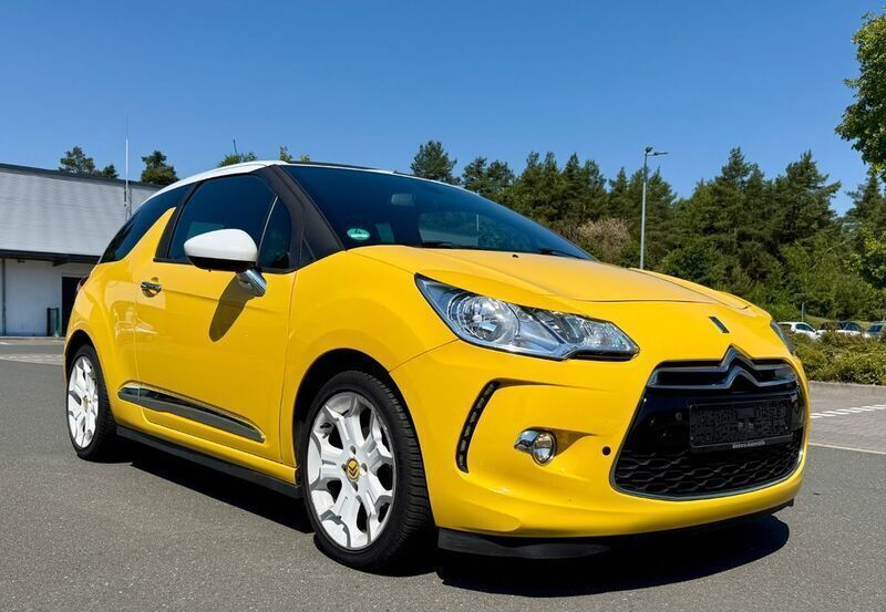 Gelb Gebraucht 2012 Citroën DS3 So Chic | 5.555 € (Guter Preis) - Bild 1/4