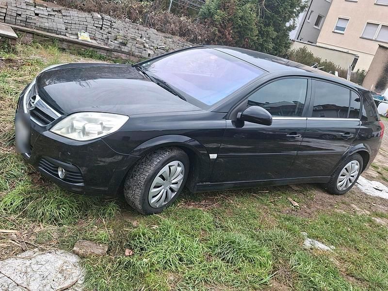 Gebraucht Opel Signum S 150 PS (110 kW) 2007 Schwarz Kleinwagen