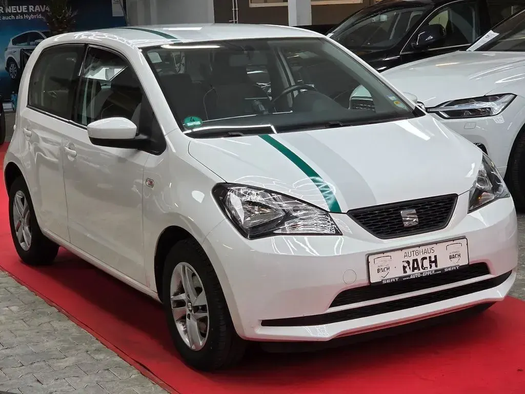 Używany Seat Mii Chic 60 KM (44 kW) 2016 Biały Hatchback