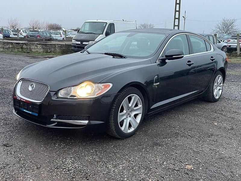 Gebraucht Jaguar XF Luxury 238 PS (175 kW) 2010 Schwarz Limousine