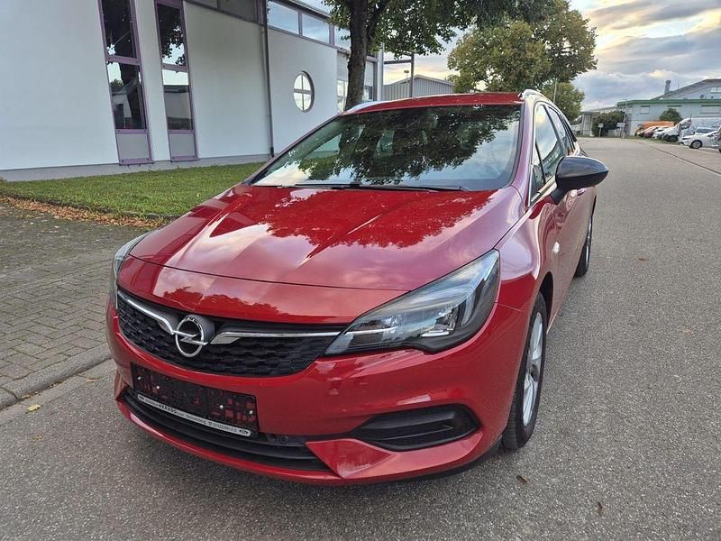 Rot Gebraucht 2021 Opel Astra Elegance Kombi | 13.900 € (Guter Preis) - Bild 1/4