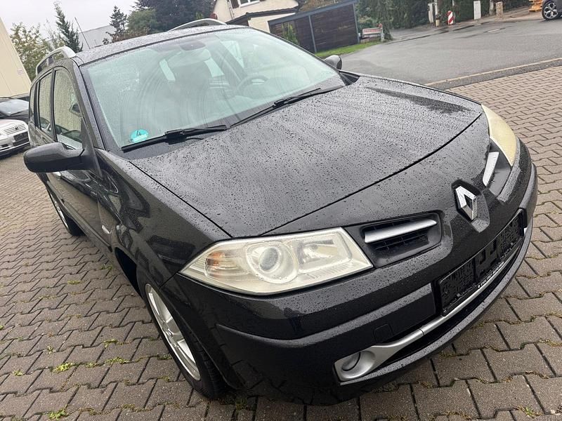 Schwarz Gebraucht 2008 Renault Mégane GrandTour Kombi | 3.990 € (Teuer) - Bild 1/4