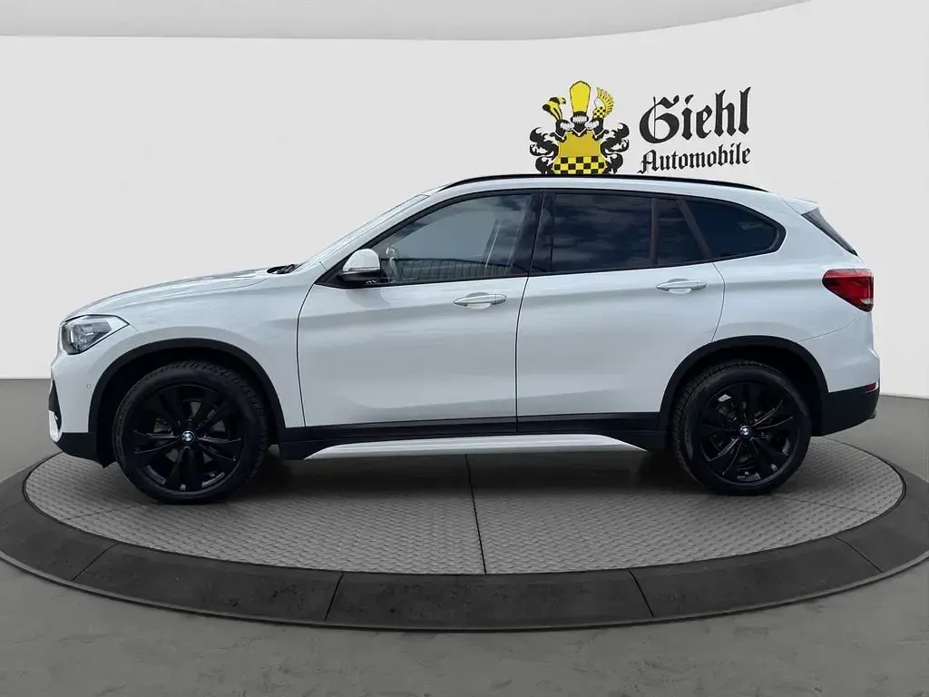 Gebraucht BMW X1 Sport Line 136 PS (100 kW) 2021 Weiß SUV