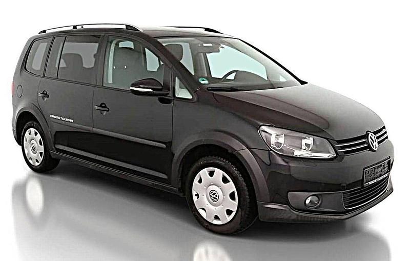 Gebraucht VW Touran Cross 140 PS (102 kW) 2014 Schwarz Van / Kleinbus