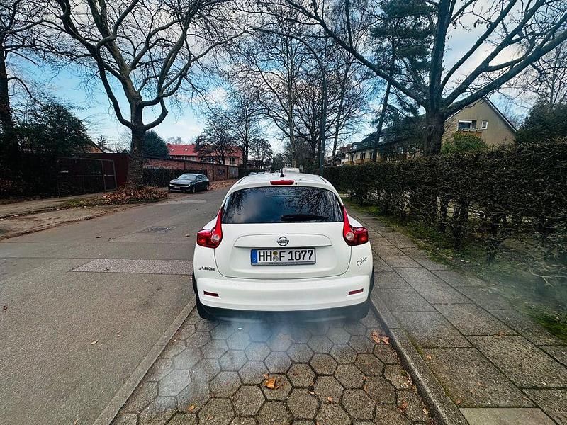 Gebraucht Nissan Juke Acenta 117 PS (86 kW) 2012 Weiß SUV