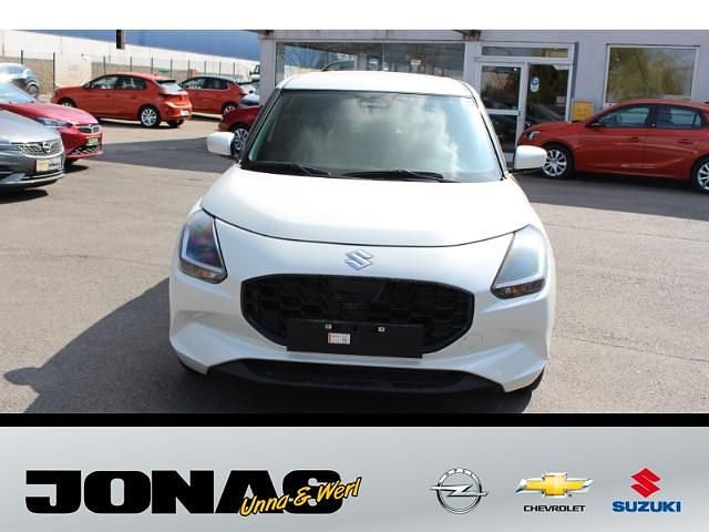 Neu Suzuki Swift Comfort 83 PS (61 kW) 2025 Weiss Kleinwagen