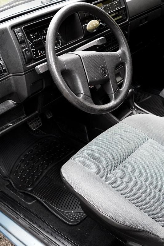 Gebraucht VW Golf II 72 PS (52 kW) 1990 Blau Kleinwagen