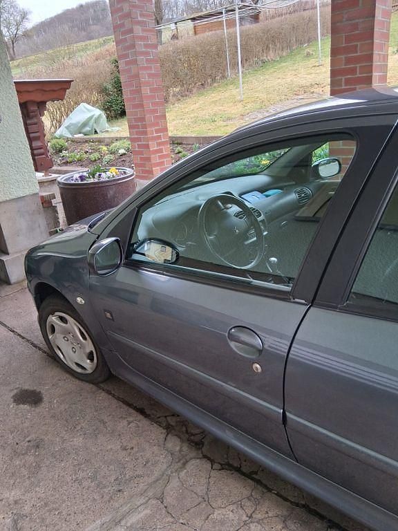 Gebraucht Peugeot 206 75 PS (55 kW) 2006 Grau Limousine