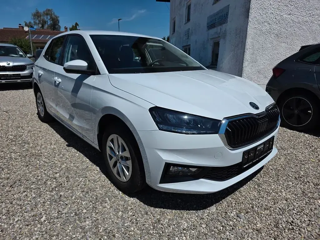 Gebraucht Skoda Fabia Selection 95 PS (69 kW) 2025 Weiß Kleinwagen