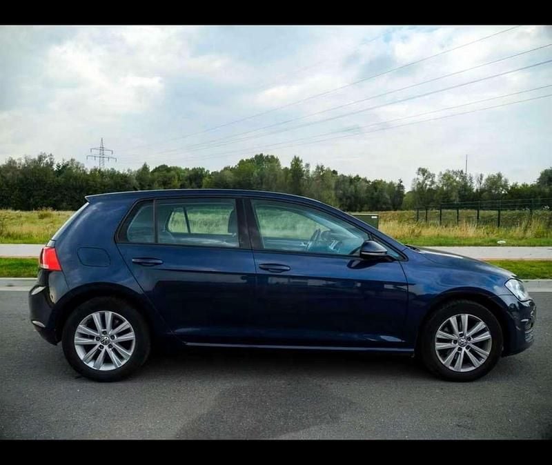 Gebraucht VW Golf VII 110 PS (80 kW) 2016 Blau Limousine