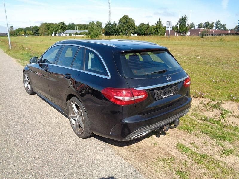 Gebraucht Mercedes C200 136 PS (100 kW) 2017 Schwarz Kombi