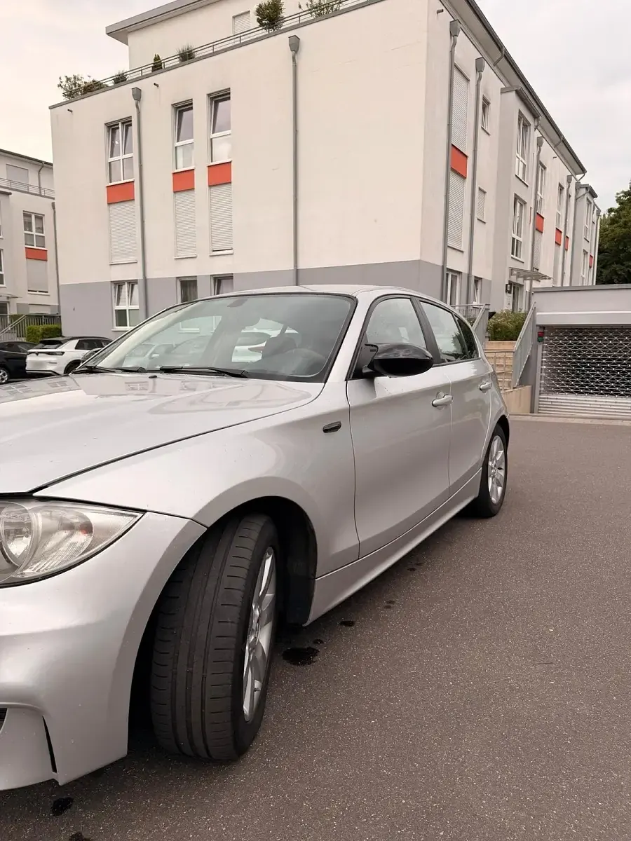 Gebraucht BMW 116 116 PS (85 kW) 2006 Silber Kleinwagen