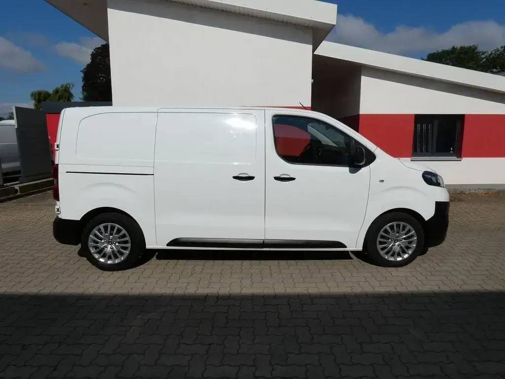 Gebraucht Fiat Scudo 120 PS (88 kW) 2022 Weiß Van