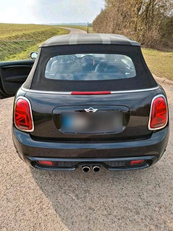 Gebraucht Mini Cooper S Cabriolet 192 PS (141 kW) 2016 Schwarz Cabrio