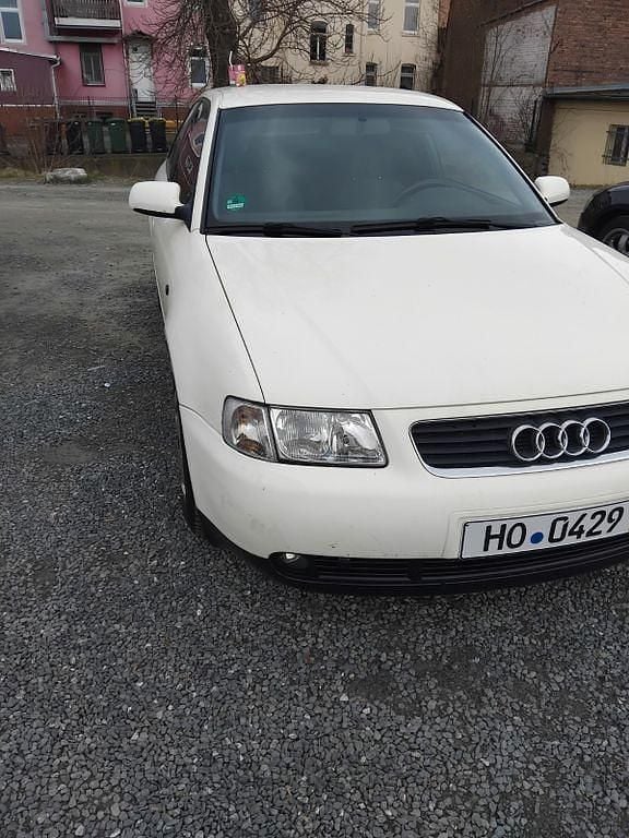 Gebraucht Audi A3 Ambition 101 PS (74 kW) 2001 Schwarz Kleinwagen