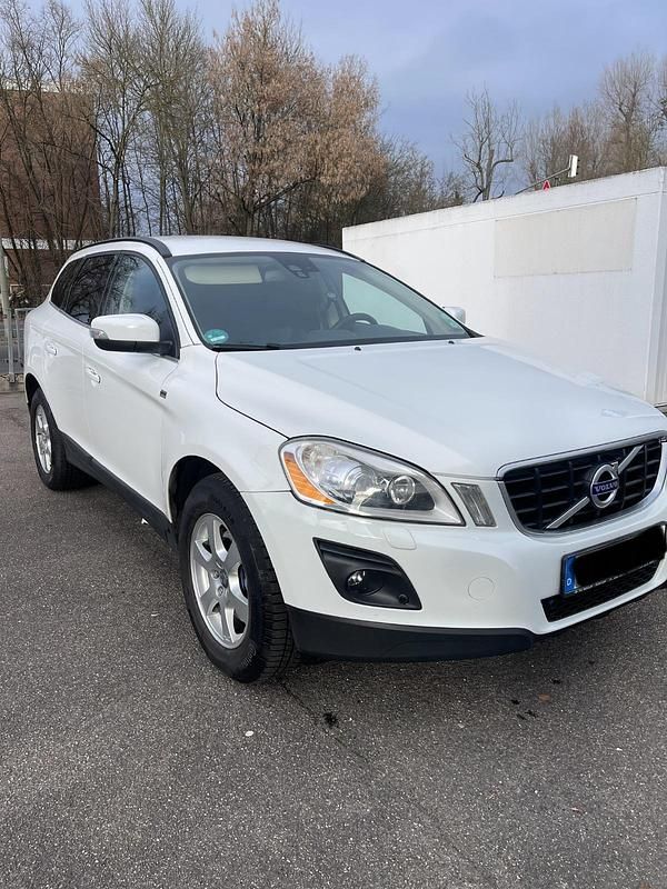 Gebraucht Volvo XC60 200 PS (147 kW) 2009 Weiß SUV