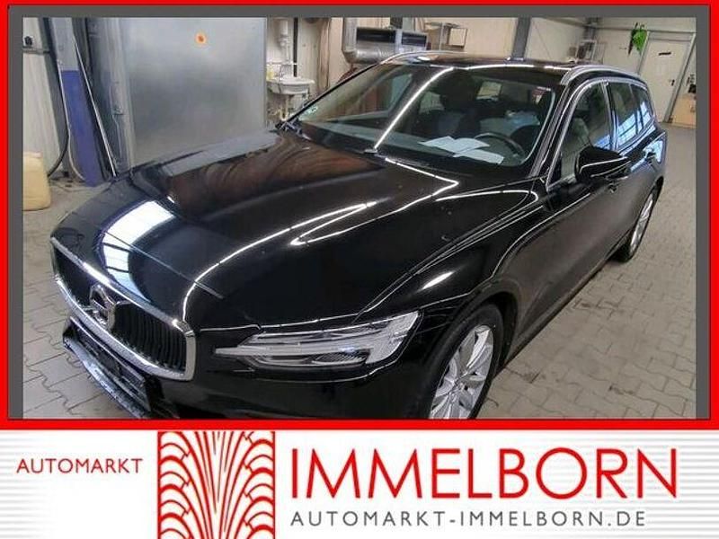Schwarz Gebraucht 2020 Volvo V60 Momentum Kombi | 20.430 € (Superpreis) - Bild 1/4