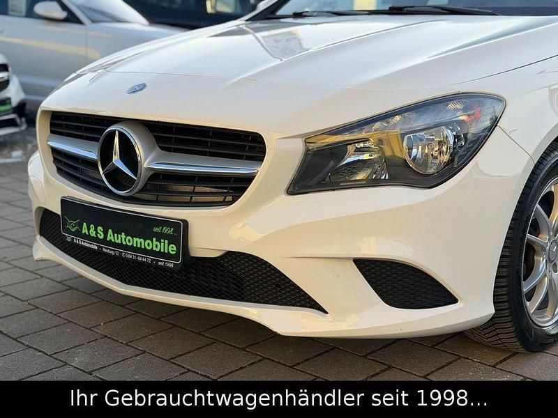 Gebraucht Mercedes CLA180 Edition 122 PS (89 kW) 2013 Weiß Limousine