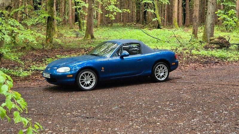 Gebraucht Mazda MX5 140 PS (102 kW) 1999 Blau Cabrio