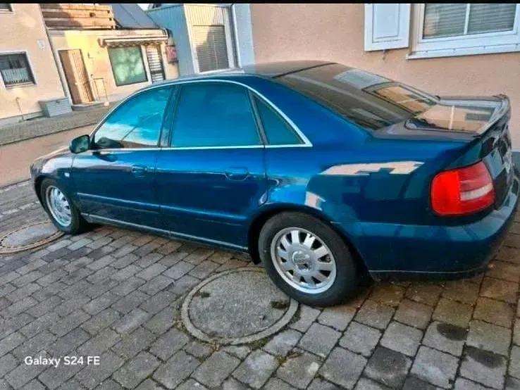 Gebraucht Audi A4 1999 Blau Limousine