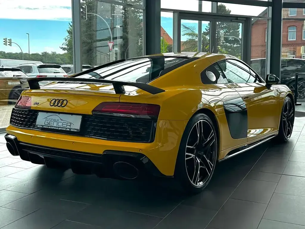 Gebraucht Audi R8 Coupé Performance 620 PS (456 kW) 2024 Vegasgelb Coupé
