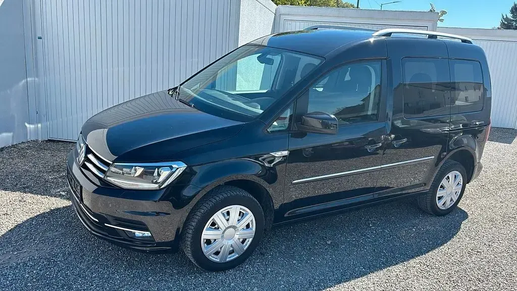 Usado VW Caddy 150 HP (110 kW) 2016 Preto Monovolume