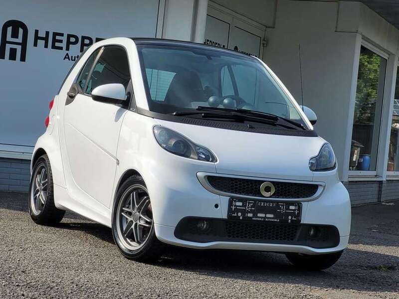 Weiß Gebraucht 2013 Smart ForTwo Coupé Brabus Coupé | 4.950 € (Superpreis) - Bild 1/4