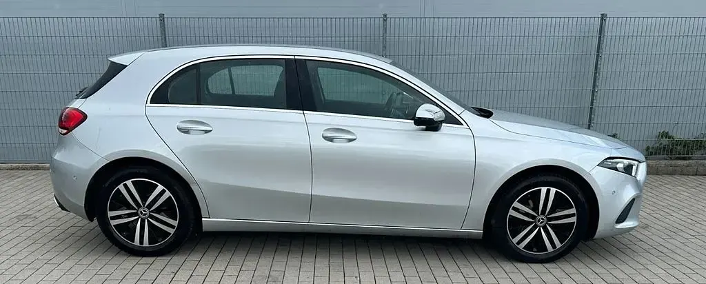 Gebraucht Mercedes A200 163 PS (119 kW) 2021 Silber Limousine