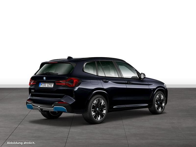 Schwarz Gebraucht 2025 BMW iX3 M Sport SUV | 60.830 € - Bild 1/1