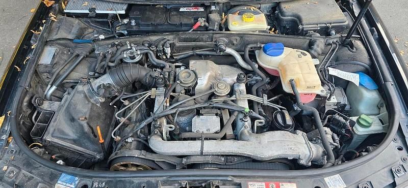 Schwarz Gebraucht 2004 Audi A6 Kombi | 450 € (Superpreis) - Bild 1/4