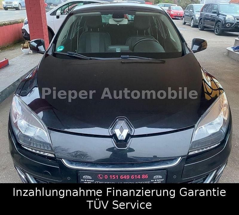 Gebraucht Renault Mégane Bose Edition 116 PS (85 kW) 2013 Schwarz Limousine