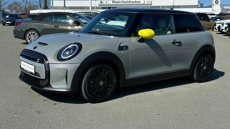 Gebraucht Mini Cooper SE 135 kW (184 PS) 2022 Moonwalk grey metallic Kleinwagen