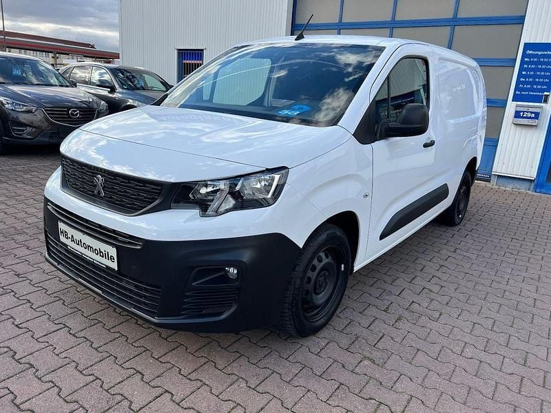 Weiß Gebraucht 2021 Peugeot Partner Premium Van | 11.900 € (Fairer Preis) - Bild 1/4