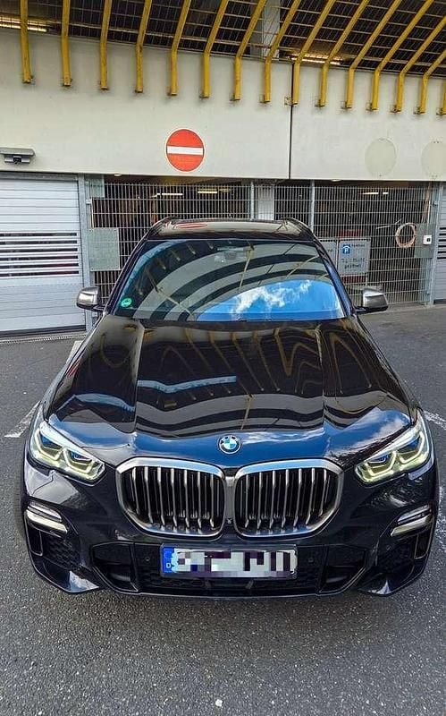 Schwarz Gebraucht 2019 BMW X5 M SUV | 56.500 € (Fairer Preis) - Bild 1/4