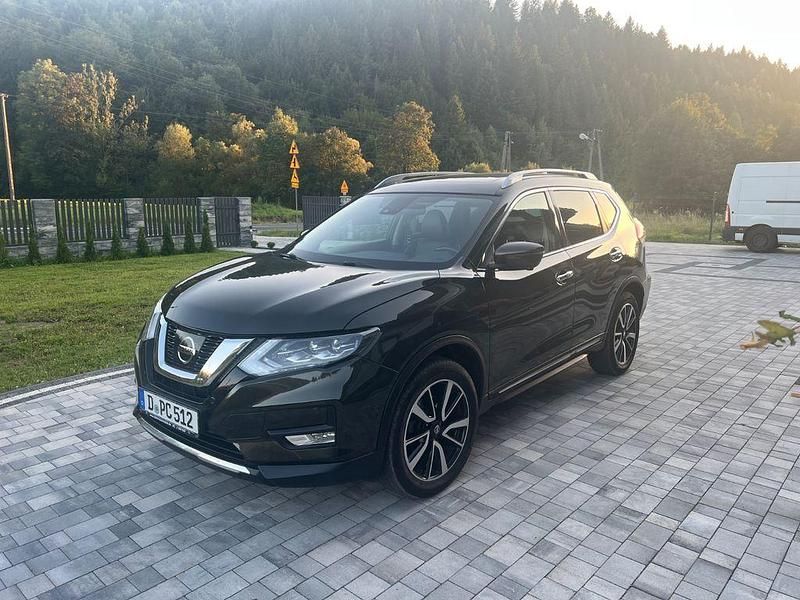 Grün Gebraucht 2018 Nissan X-Trail Tekna SUV | 16.100 € (Fairer Preis) - Bild 1/4